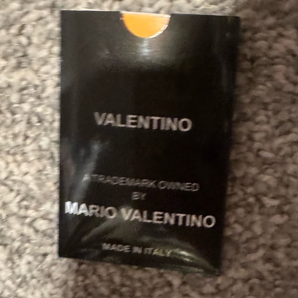 Valentino Black Quilted Shoulder Bag - Picture 3 of 5